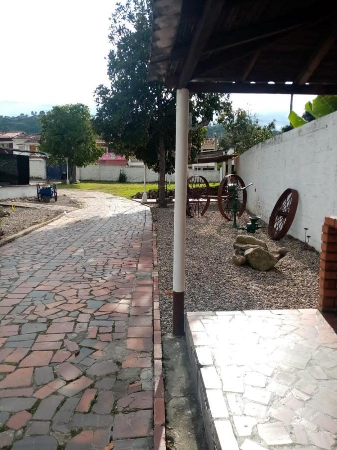 Hotel La Casona Chinácota Εξωτερικό φωτογραφία